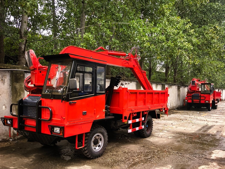 隨車(chē)挖運(yùn)輸車(chē)