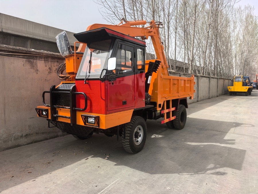 隨車(chē)挖運(yùn)輸車(chē)