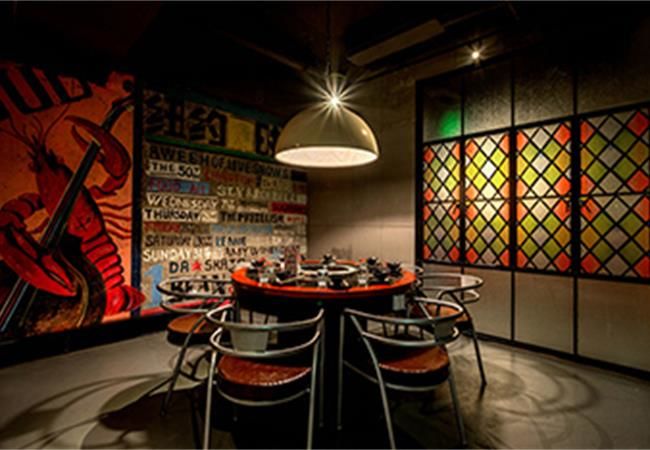 合肥300平火鍋店裝修設(shè)計(jì)需要多少錢(qián)？火鍋店裝修實(shí)景案例分析